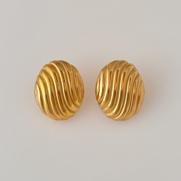 24K Gold Statement Earrings*Waterproof*Sweatproof*Tarnish Free - Picture 2 of 5